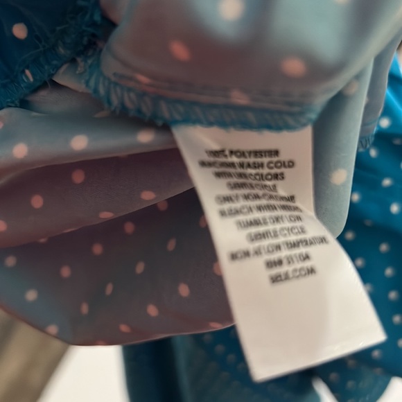 KIM ROGERS Capri’s Women’s SZ 8 Turquoise Dots Comfort Waist Stretch Elasticized - Picture 6 of 6